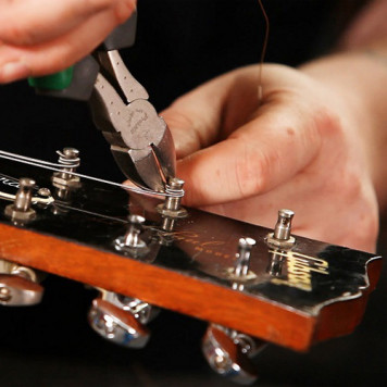 Замена струн